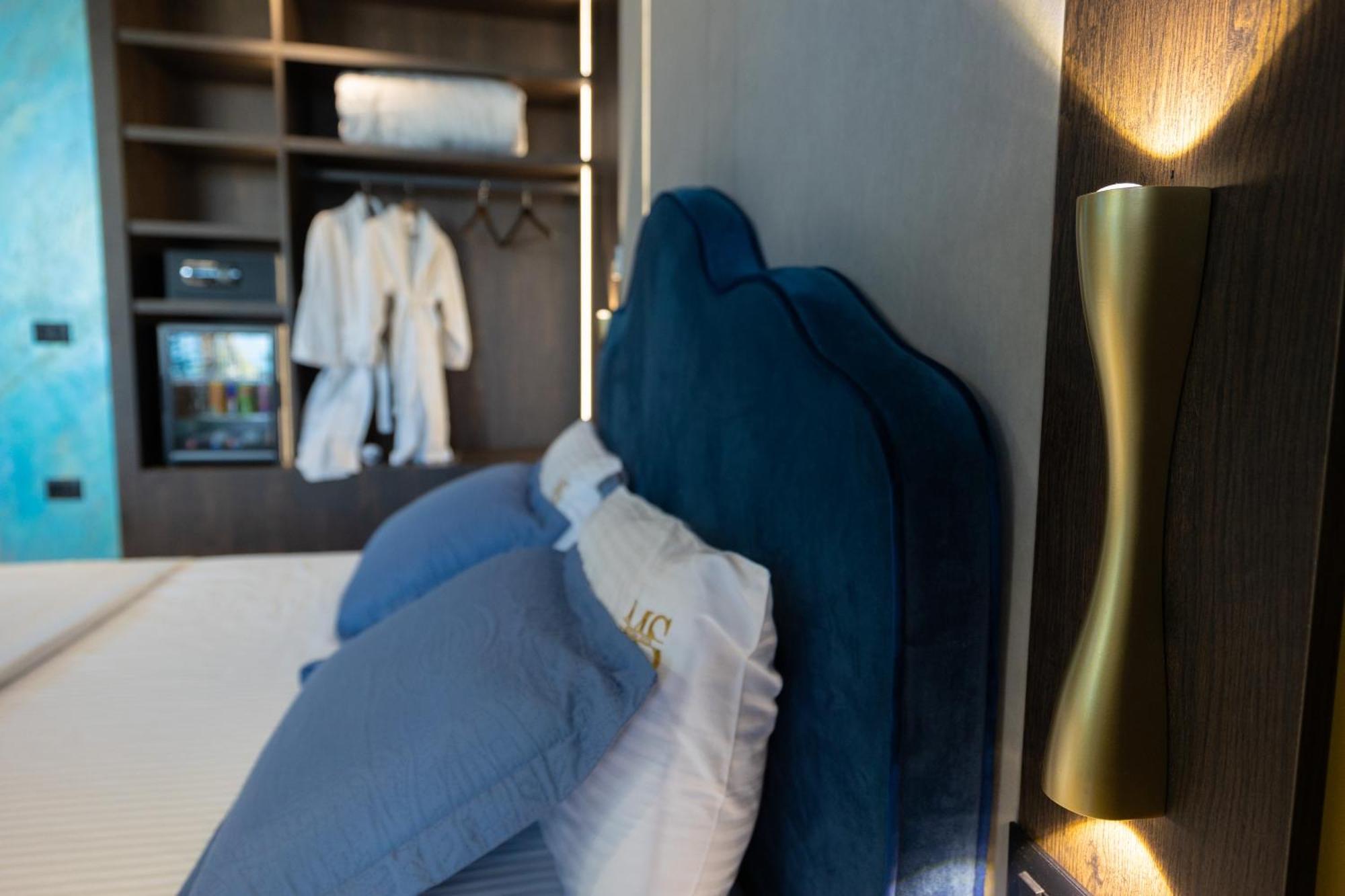 Mustafa Suites Vlore Bagian luar foto